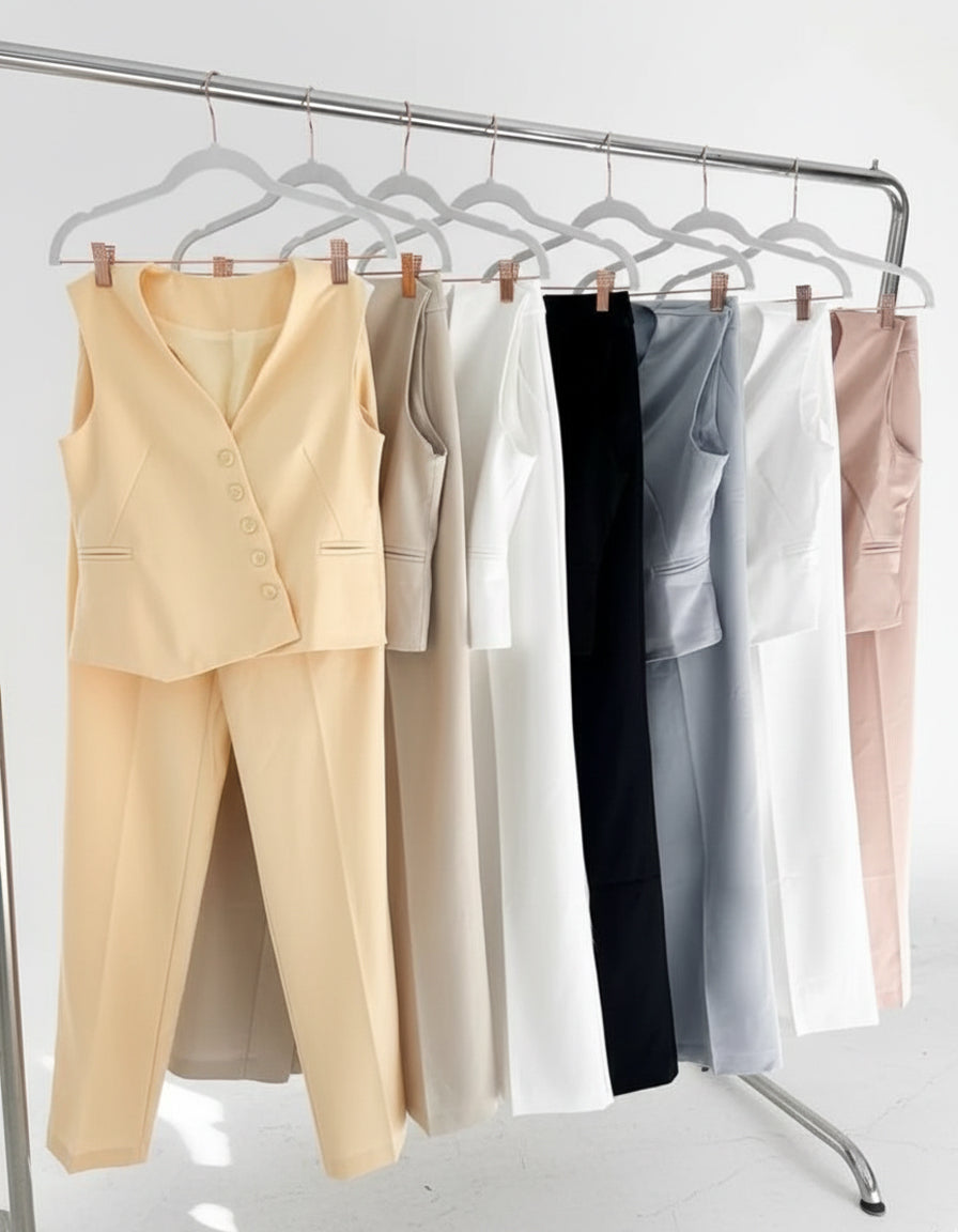 Conjunto Sastrero Pantalón y Chaleco Cruzado